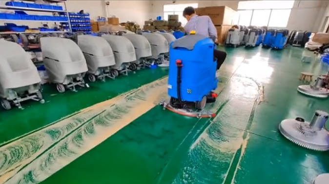 丹东2023年还在用人工的物业保洁不妨试试洗地机吧